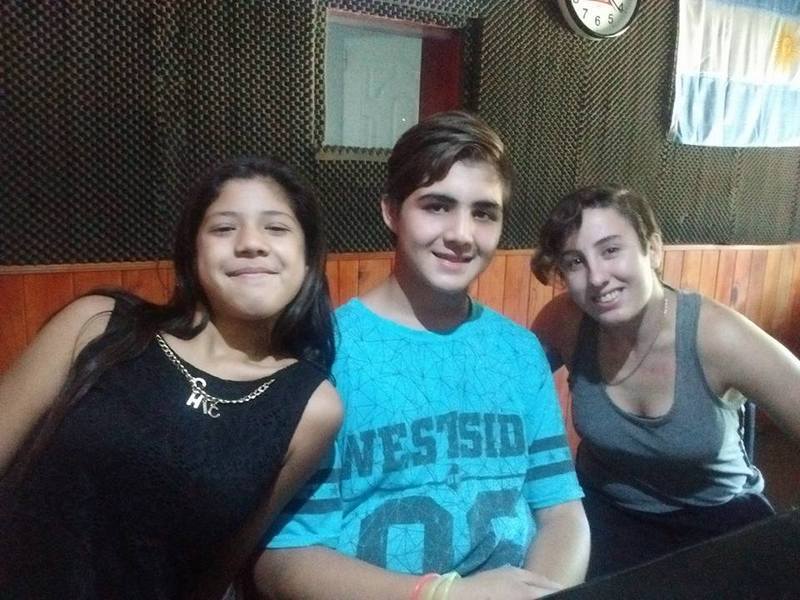 Los yudocas Willka y Jonathan juntos a su entrenadora Brenda Leithner