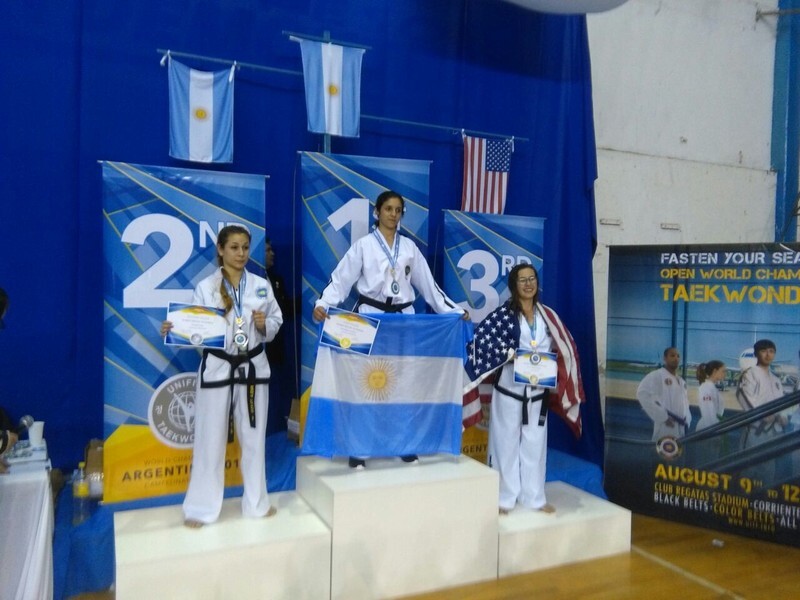 Escobar en el podio del Mundial en Corrientes