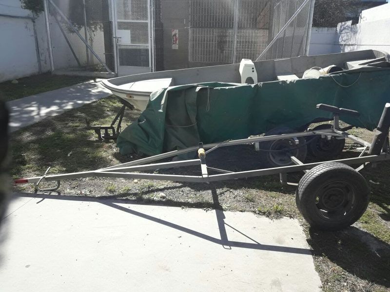 La lancha hallada en Barrio Los Robles