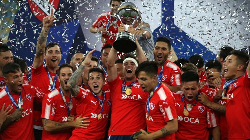 El rojo campeón de la Copa Sudamericana