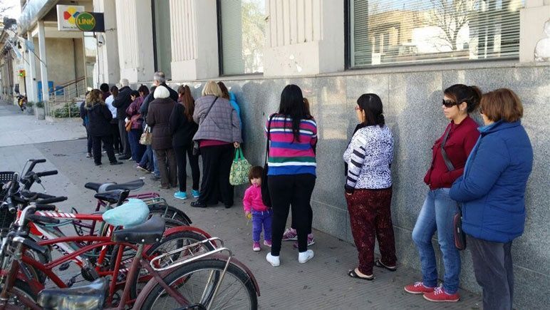 Los usuarios pierden mucho tiempo en ser atendidos