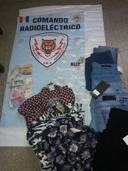 Los elementos recuperados de una pilchería Los elementos recuperados de una pilchería