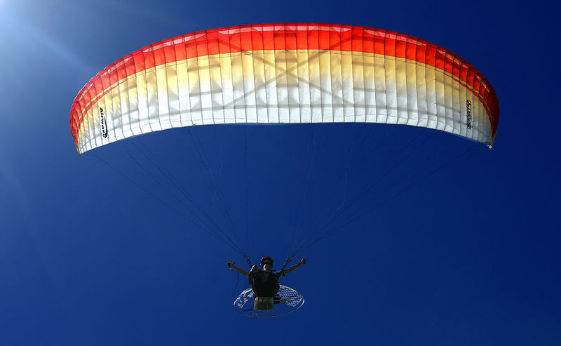 Servicio de vuelo en paramotor