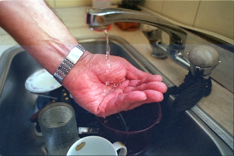 Los arreglos afectan el servicio de agua Los arreglos afectan el servicio de agua