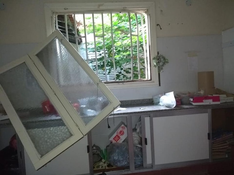 Otro centro de salud asaltado Otro centro de salud asaltado