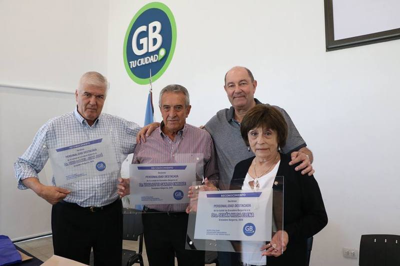 Los profesionales distinguidos Los profesionales distinguidos