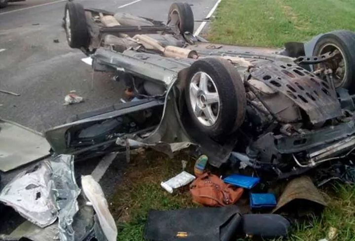 Asi qued&oacute; el auto siniestrado