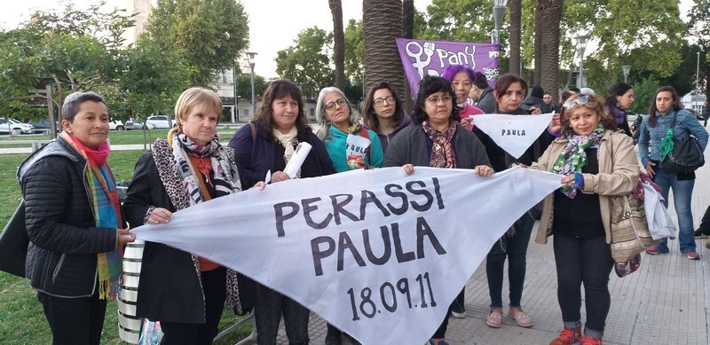 Movimientos de mujeres acompa&ntilde;aron la vigilia (Foto A. Tramontini)