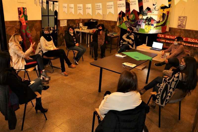 La reunión celebrada en la ciudad La reunión celebrada en la ciudad