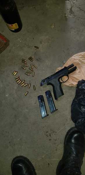 El arma secuestrada El arma secuestrada