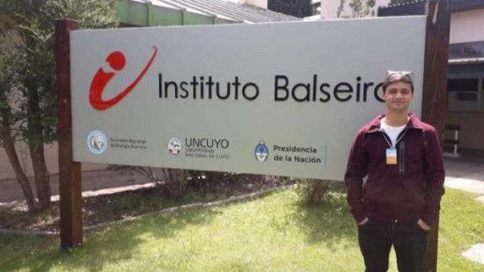 El joven estudiante de la ciudad