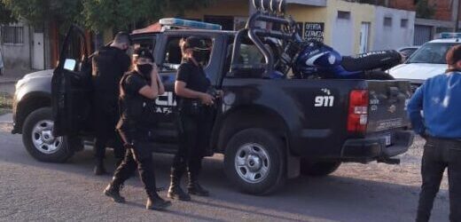 Policías por todos lados