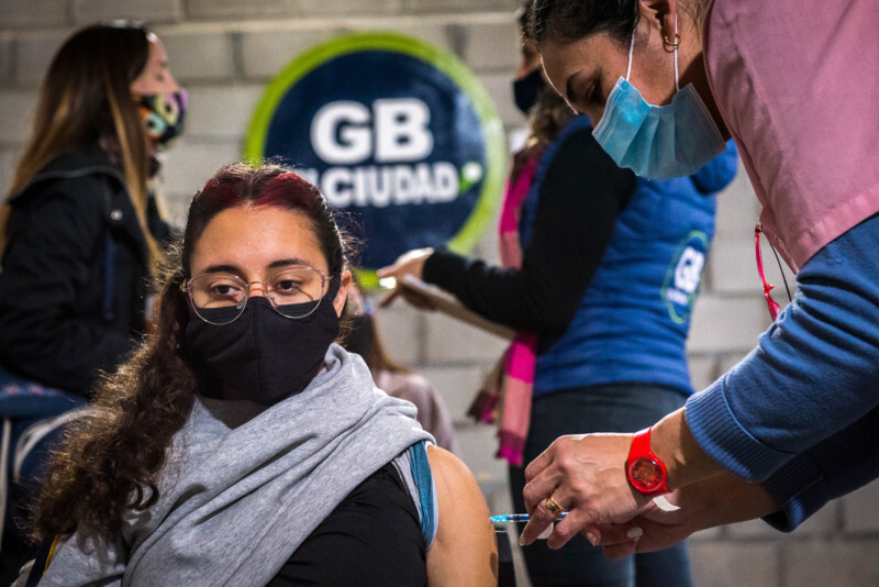 Continúa la inoculación en la ciudad Continúa la inoculación en la ciudad
