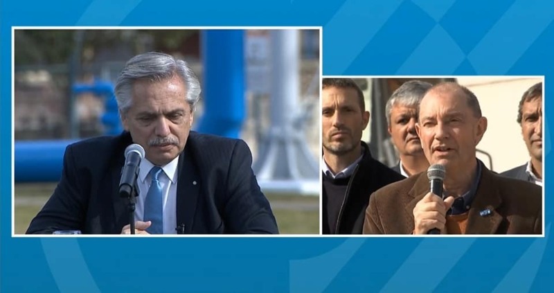 El presidente Fernandez por teleconferencia con el Intendente de la ciudad El presidente Fernandez por teleconferencia con el Intendente de la ciudad