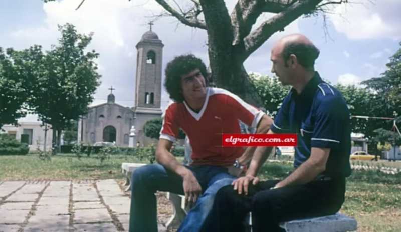 El &iacute;dolo Canalla junto al Padre Manuel