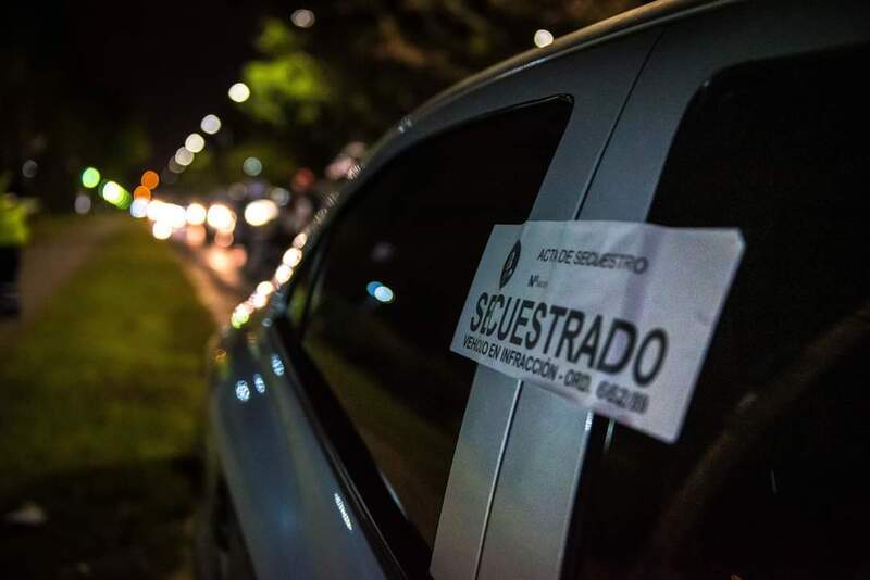 Uno de los veh&iacute;culos afectados