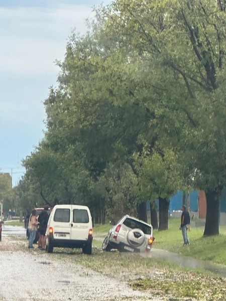 A la banquina