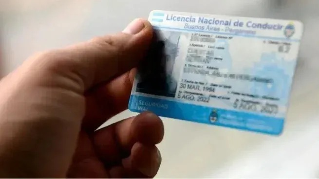 Ap&oacute;crifa