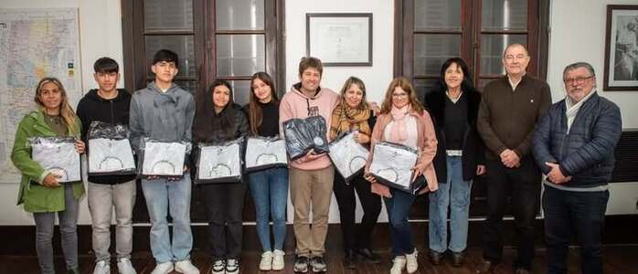 Los estudiantes en la Intendencia de la ciudad