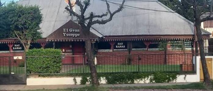 El comercio asaltado