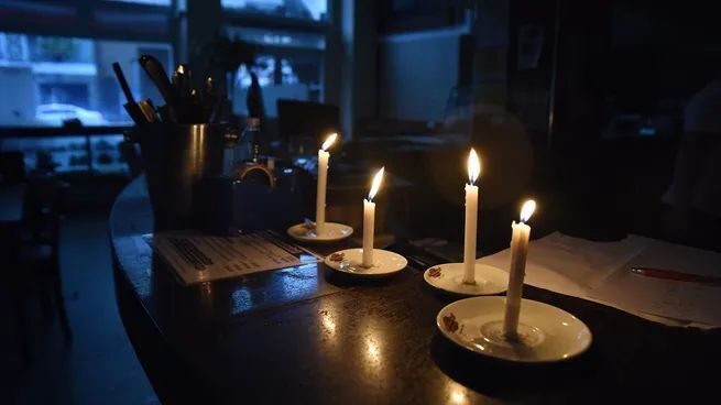 A la luz de las velas