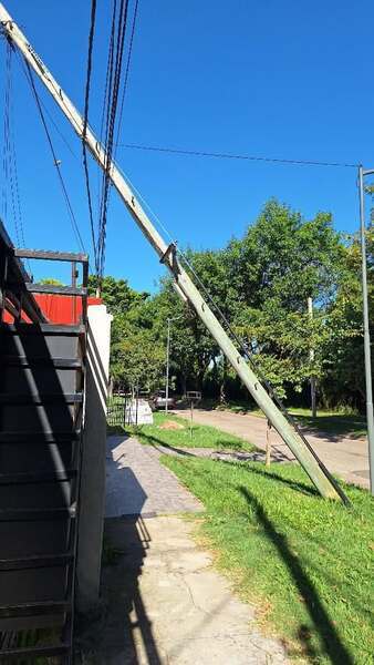El poste en peligro