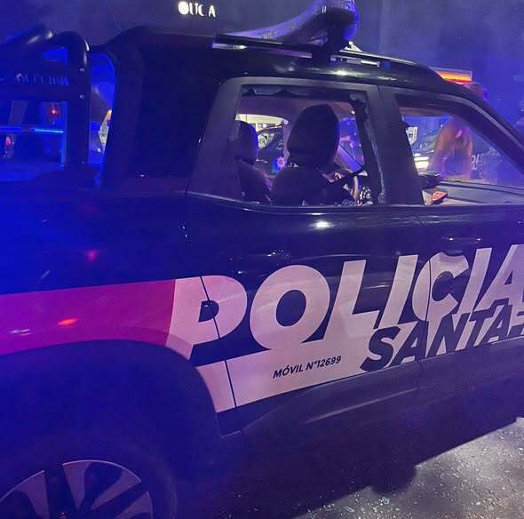 El veh&iacute;culo atacado